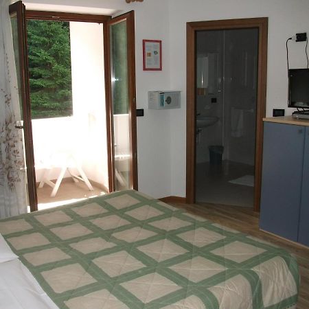 Hotel Genzianella Presenaio Ngoại thất bức ảnh