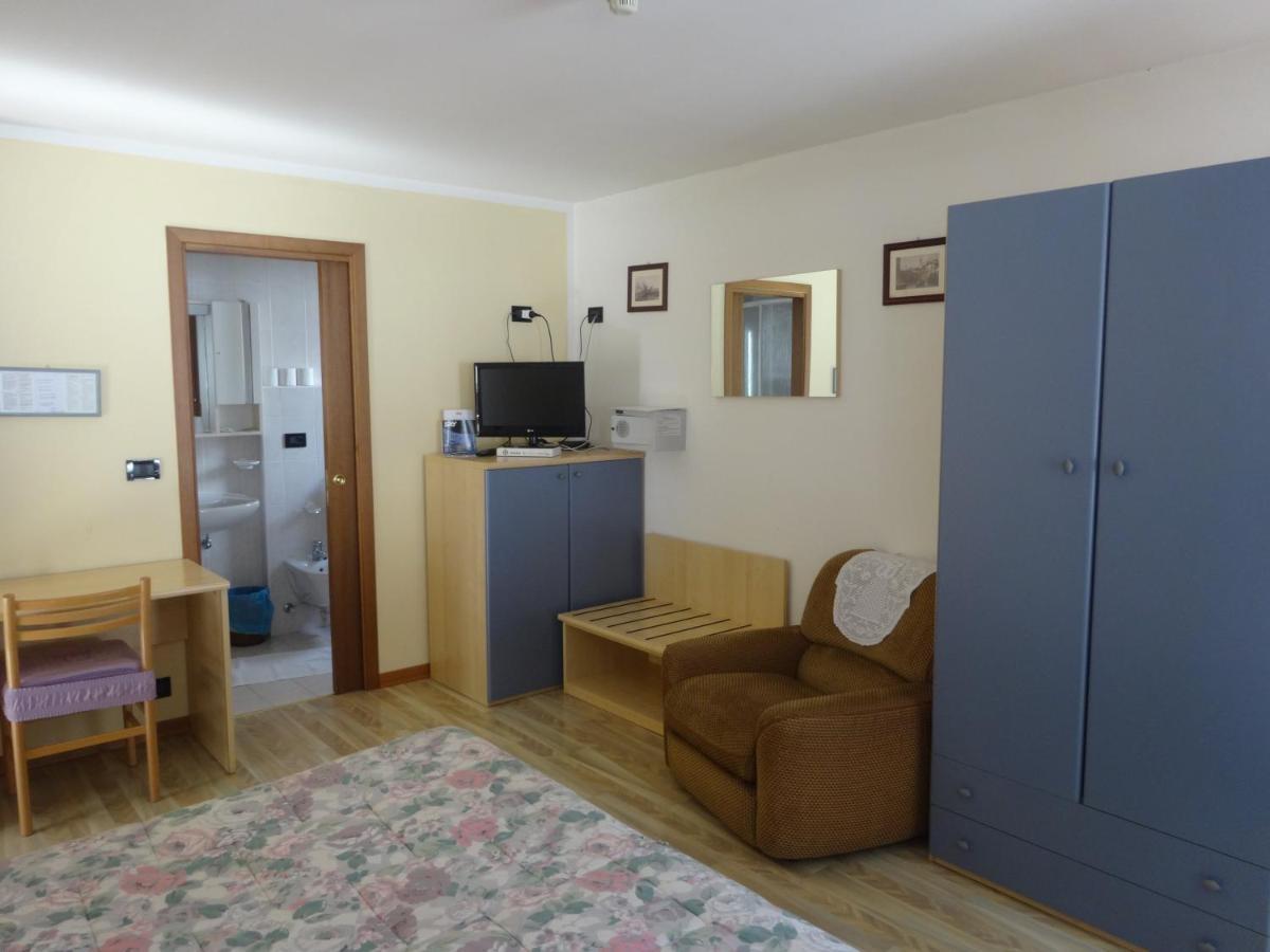 Hotel Genzianella Presenaio Ngoại thất bức ảnh
