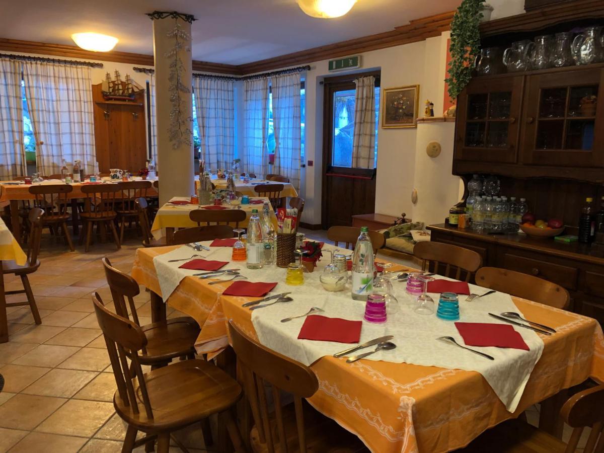 Hotel Genzianella Presenaio Ngoại thất bức ảnh